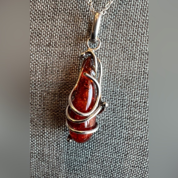 🔥Host Pick🔥Baltic Red Orange Cognac Amber Sterling Wrapped Pendant & Chain 18” - Picture 2 of 12